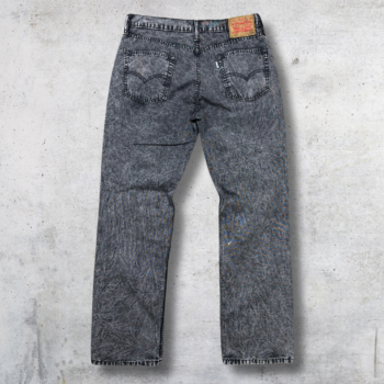 JEAN LEVI&rsquo;S STONE WASHEDW33 L32
